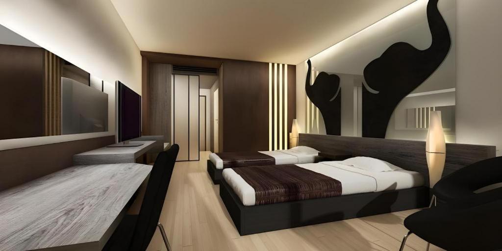 Alvarez Hotel Buriram Esterno foto